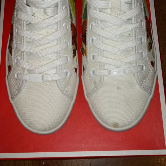 Coach Kelsi High Top Sneaker - Picture 4 of 5